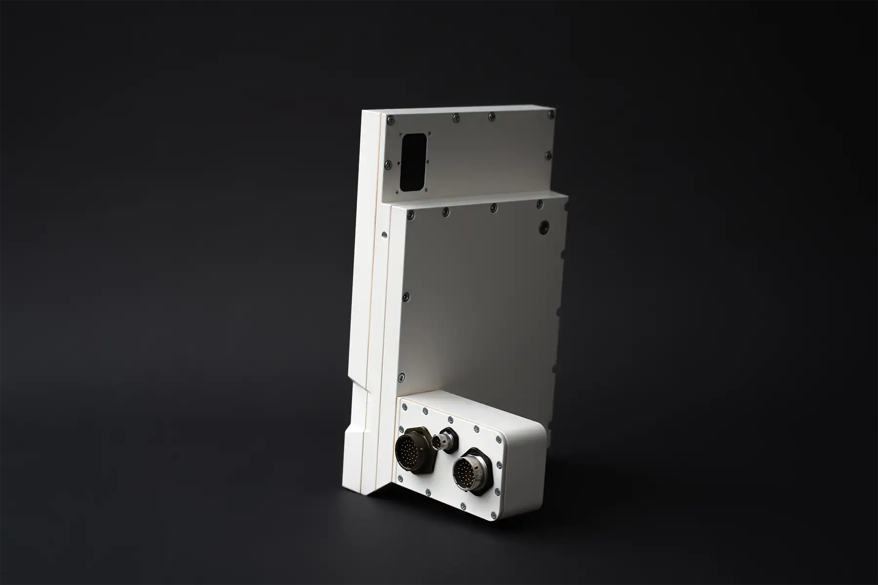 Commander driver terminal with sealed rear housing and passive cooling construction